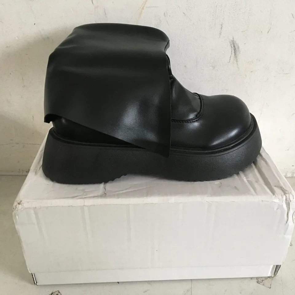 BOXED PAIR OF SIZE 37 BLACK FAUX LEATHER BOOTS 