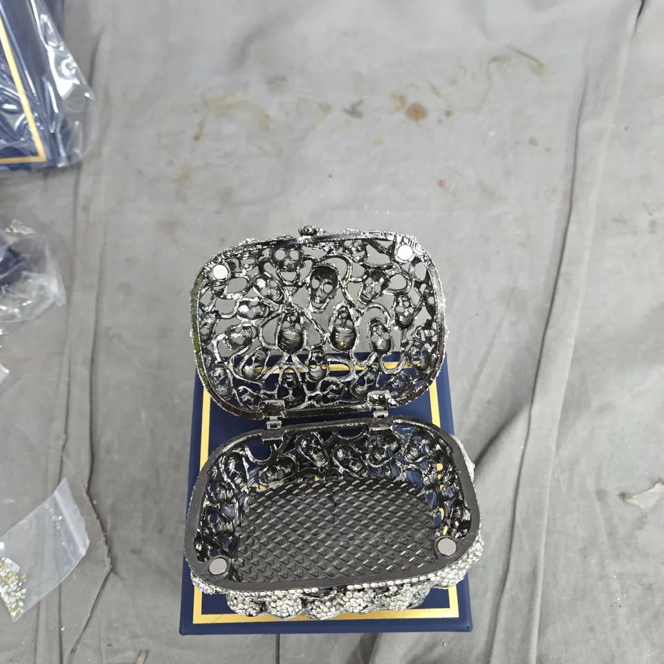 BUTLER & WILSON RHINESTONE BOX  – BOXED