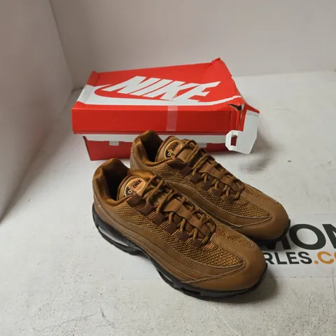 NIKE AIR MAX 95 BIG BUBBLE SNEAKERS β BROWN, UK 8 (US 10.5)