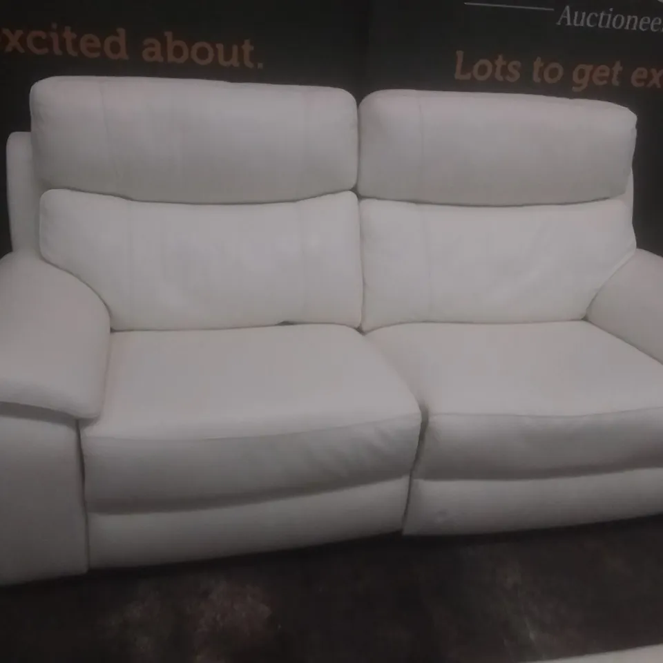 DESIGNER ITALIAN MADE PATIZIO WHITE LEATHER ELECTRIC RECLINING THREE SEATER SOFA, TWO ELECTRIC RECLINING ARMCHAIRS AND PANDORA FOOTSTOOL