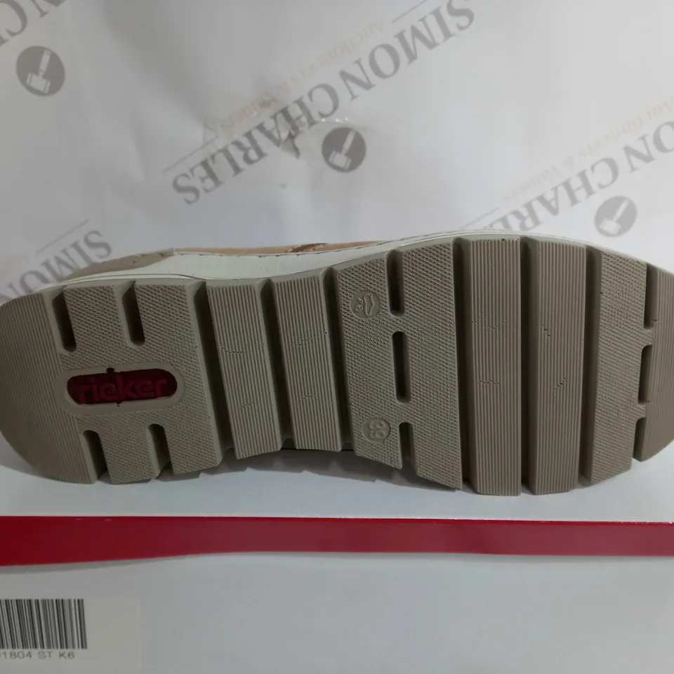 RIEKER ANTISTRESS N8306-60 TRAINER - SIZE 6