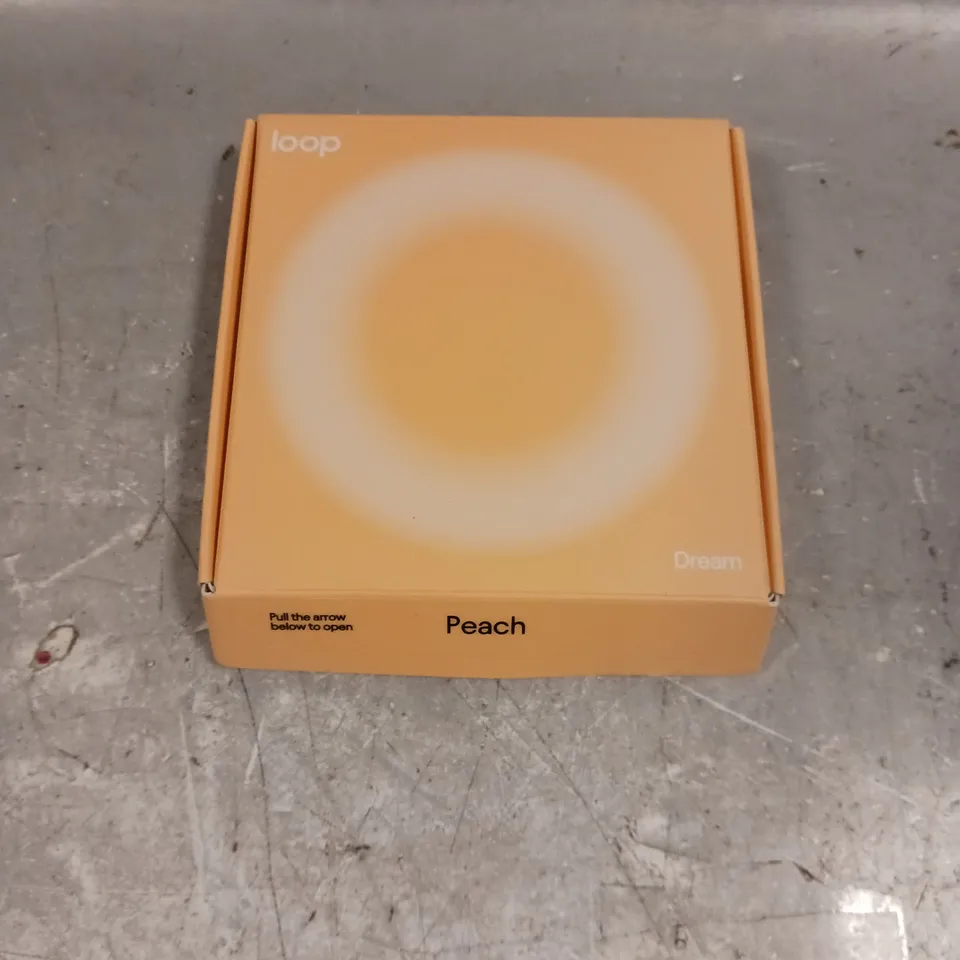 BOXED LOOP DREAM EARPLUGS IN PEACH 