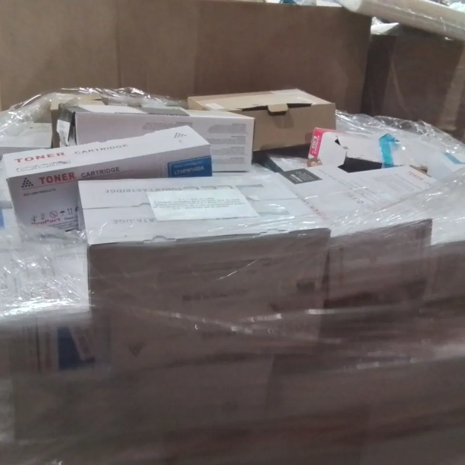 PALLET CONTAINING LARGE QUANTITY OF TONER CARTRIDGES 