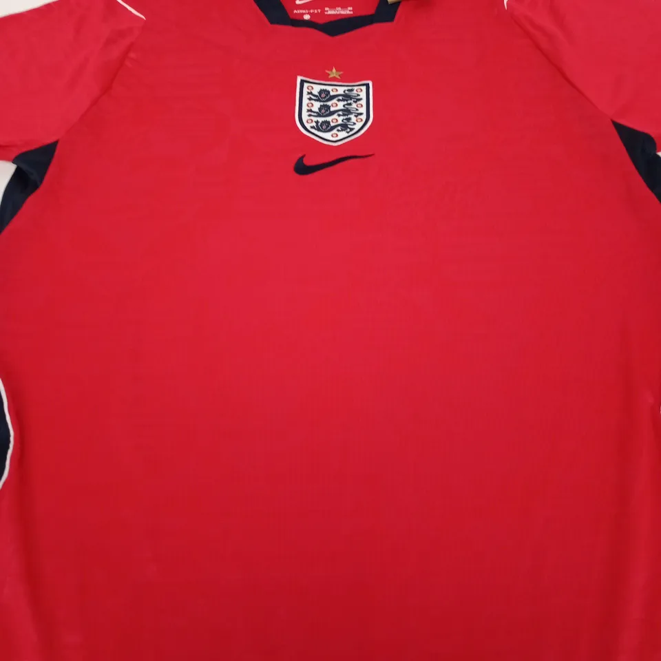 ENGLAND NATIONAL TEAM FOOTBALL SHIRT – SIZE 2XL