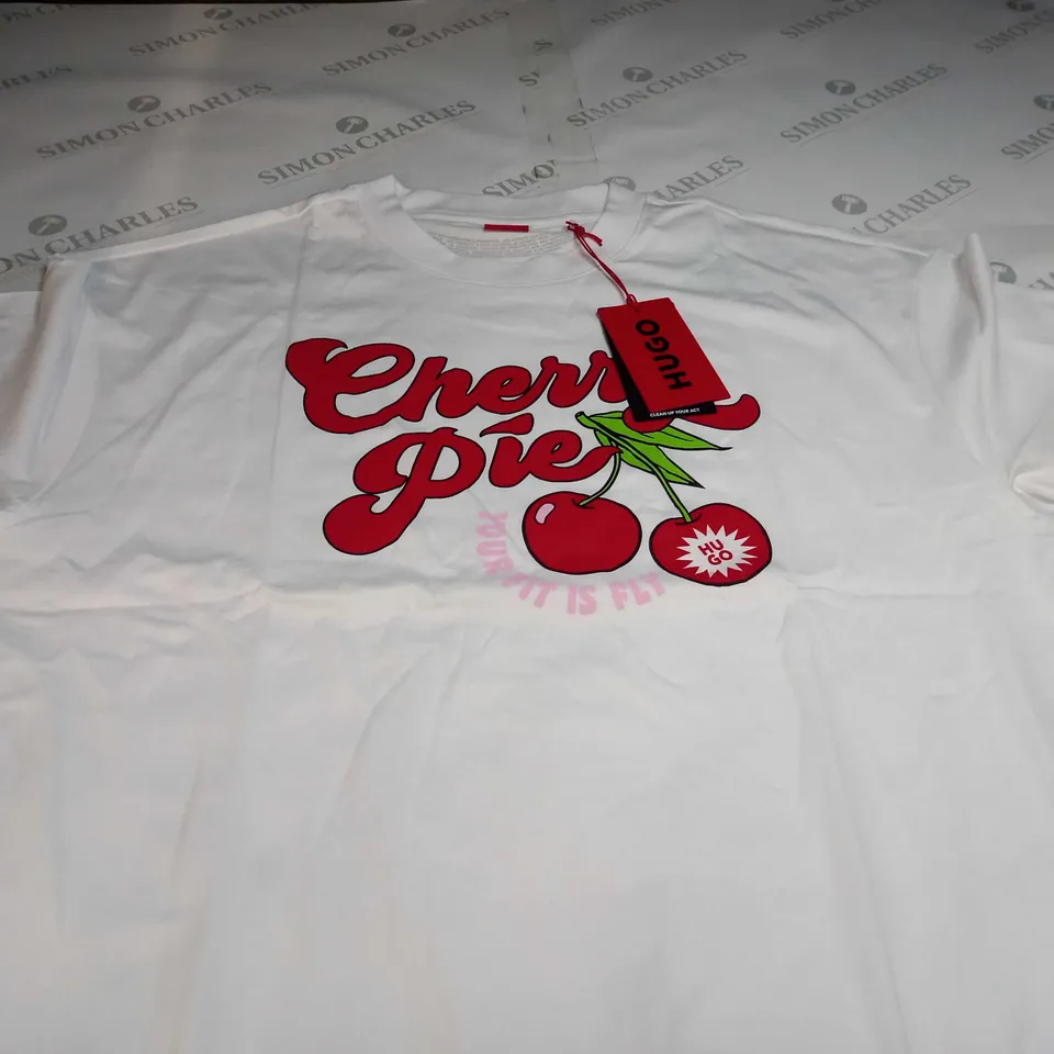 HUGO DRISELA CHERRY PIE GRAPHICS T-SHIRT IN WHITE/RED - MEDIUM