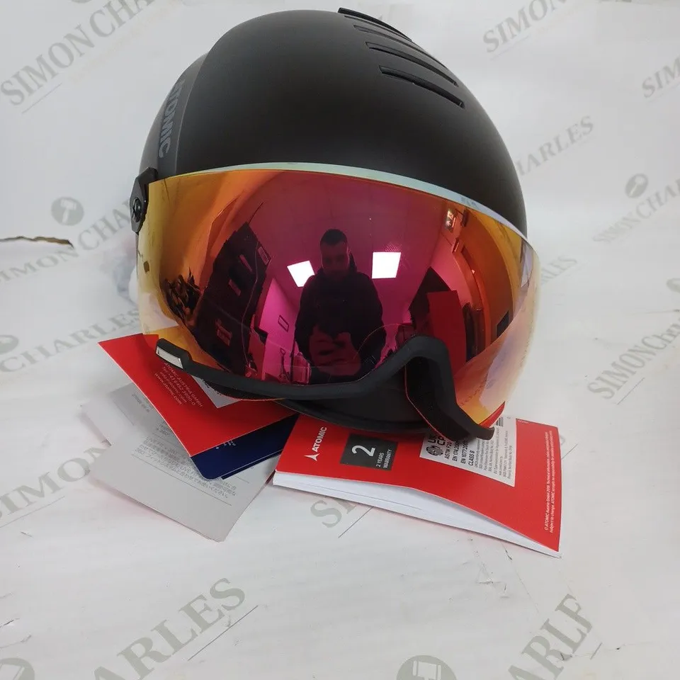 ATOMIC AUSTRIA GMBH SKI HELMET IN BLACK SIZE L 