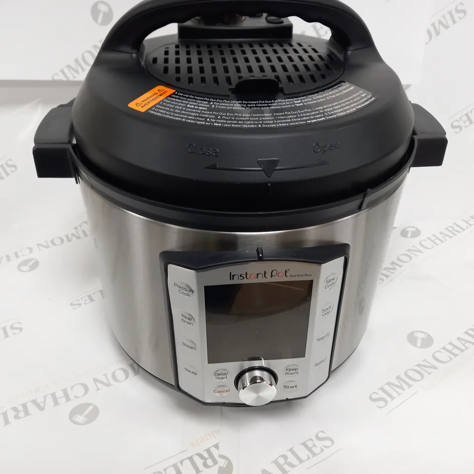 BOXED INSTANT POT DUO EVO PLUS 10-IN-1 PRESSURE COOKER 