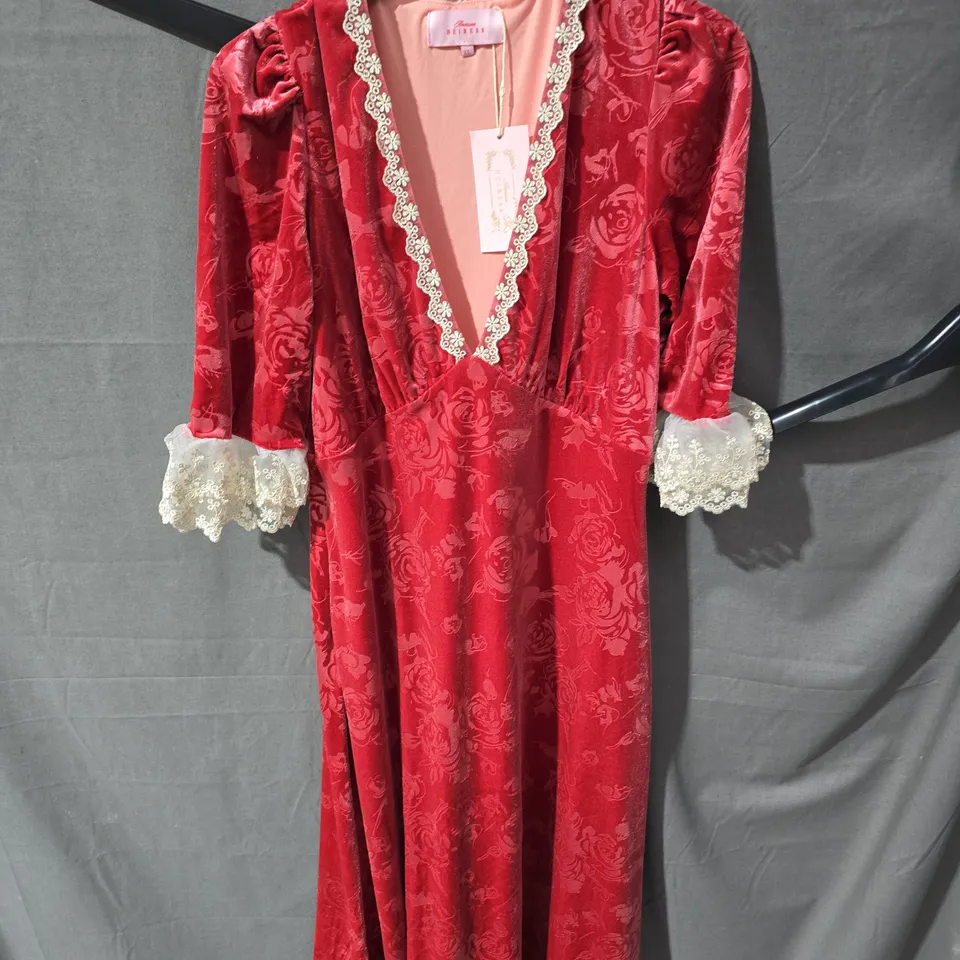AMERICAN HEIRESS WOMEN'S RED VELVET DRESS WITH LACE TRIM – XL