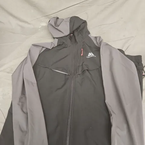 TRAILBERG MEN'S SHELL JACKET AND PANTS – UK MEDIUM (M)