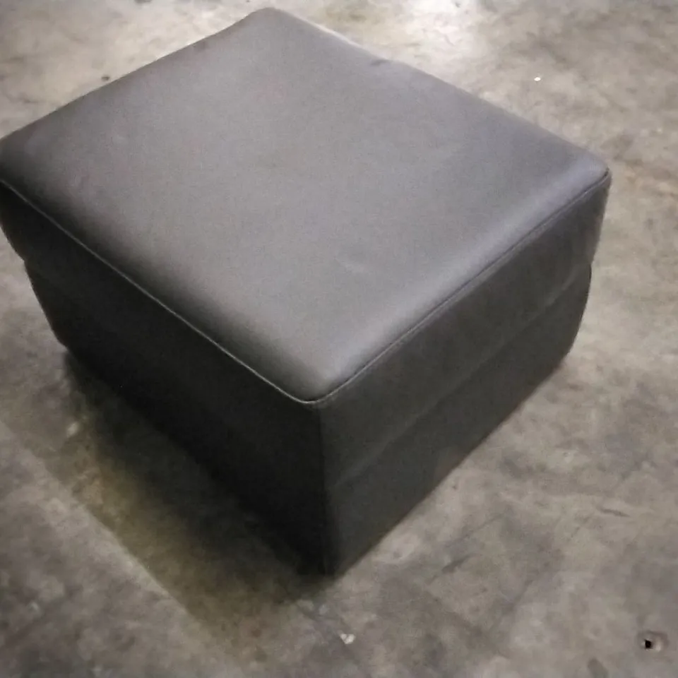 QUALITY ITALIAN DESIGNER GHIRLANDAIO STORAGE FOOTSTOOL MEDIUM GREY LEATHER