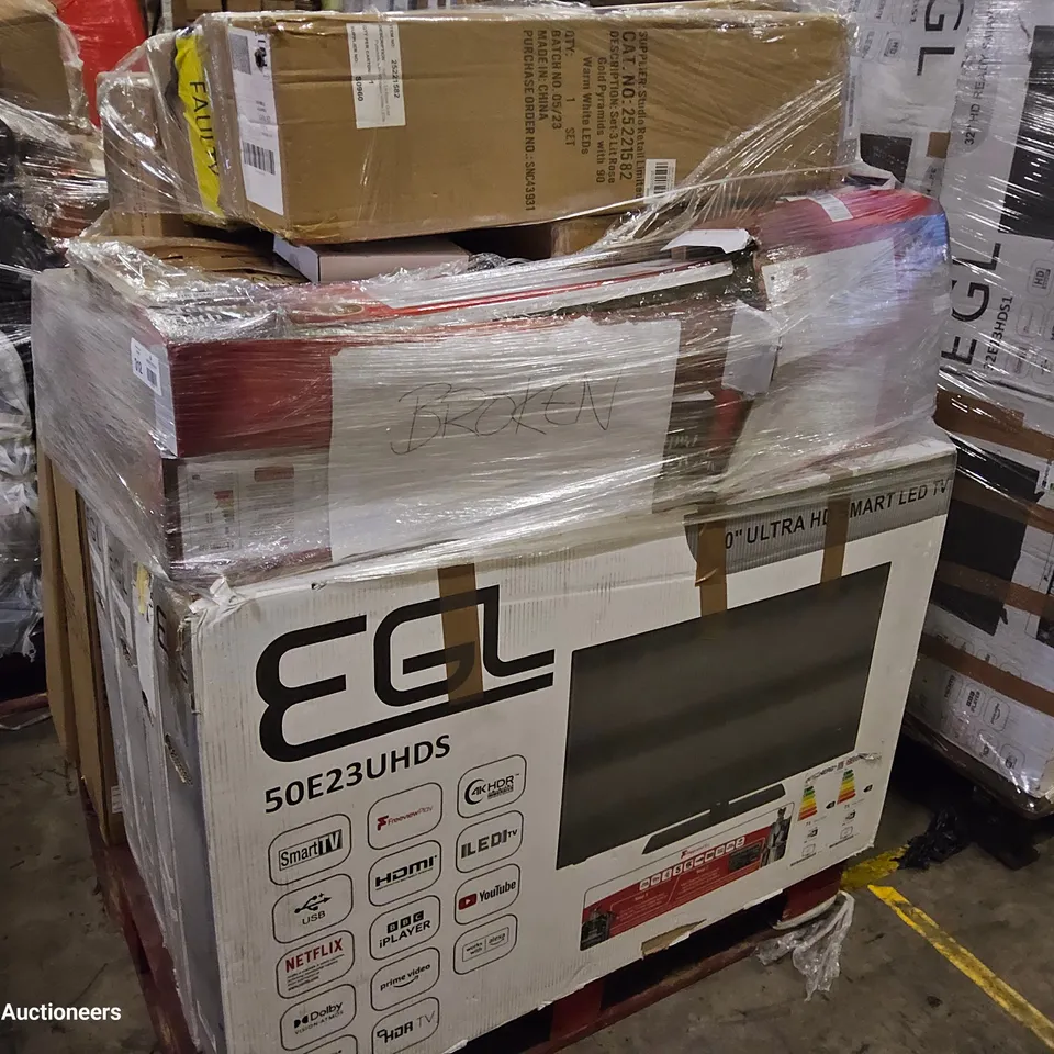 PALLET OF APPROXIMATELY 6 ASSORTED TELEVISIONS, LED GOLD PYRAMID DECORATIONS, SET OF 2 METAL LANTERNS