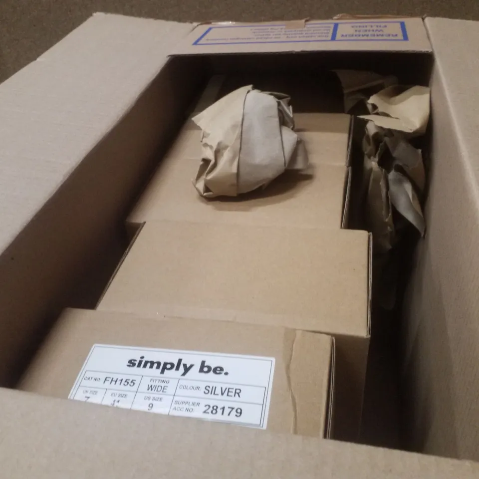 BOX CONTAINING APPROXIMATELY 5 PAIRS OF BRAND NEW SIMPLY BE SILVER DALLAS WIDE PENNY LOAFERS - SIZE 7