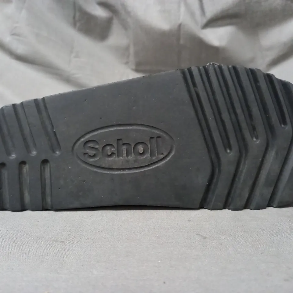 BOXED PAIR OF SCHOLL OPEN TOE TWO STRAP SANDALS IN BLACK SIZE 7