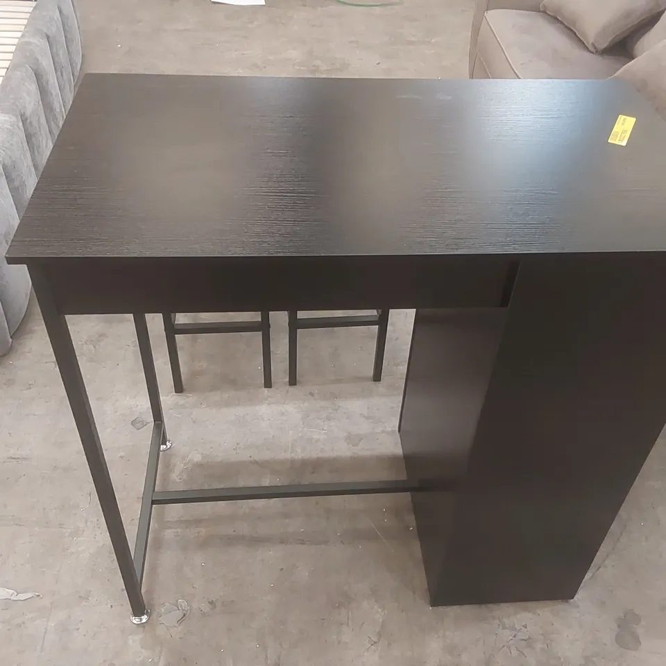 RECHABA 2 - PERSON DINING SET COLOUR: BLACK