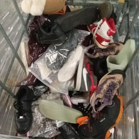CAGE TO CONTAIN A LARGE QUANTITY OF DESIGNER SHOES. BRANDS, SIZES AND CONDITIONS VARY - CAGE NOT INCLUDED 