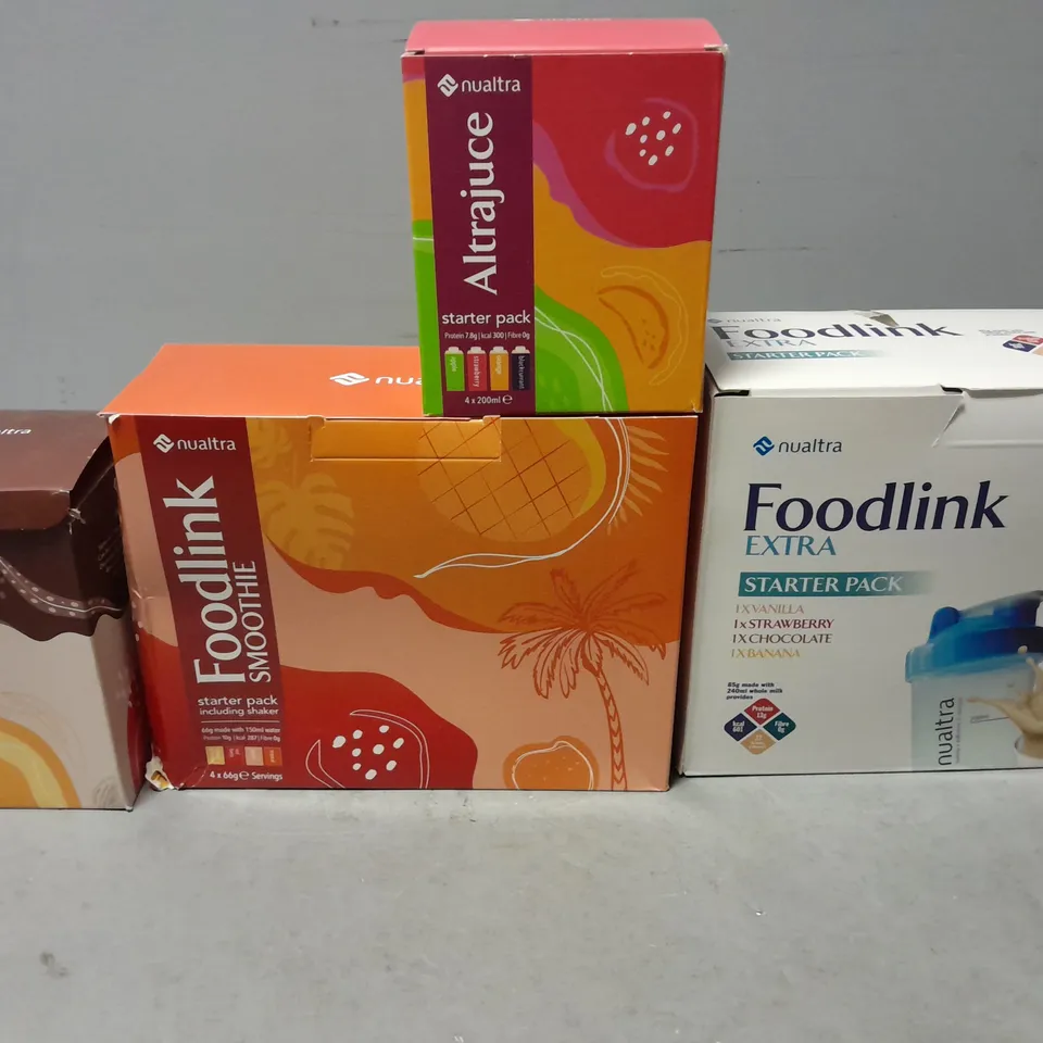 TOTE OF APPROXIMATELY 4 ASSORTED FOOD ITEMS TO INCLUDE - NUALTRA FOODLINK EXTRA STARTER PACK , NUALTRA ALTRAJUCE , NUALTRA FOODLINK SMOOTHIE ETC