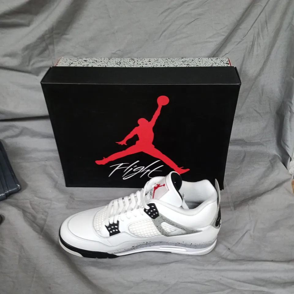 NIKE AIR JORDAN 4 RETRO 'FLIGHT' SNEAKERS – WHITE/BLACK - UK 11