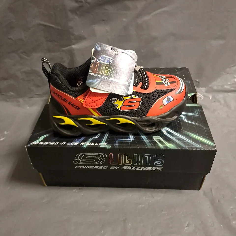 BOXED PAIR OF SKECHERS KIDS LIGHT UP WHEEL BUDDIES SHOES IN RED/BLACK SIZE UK 6