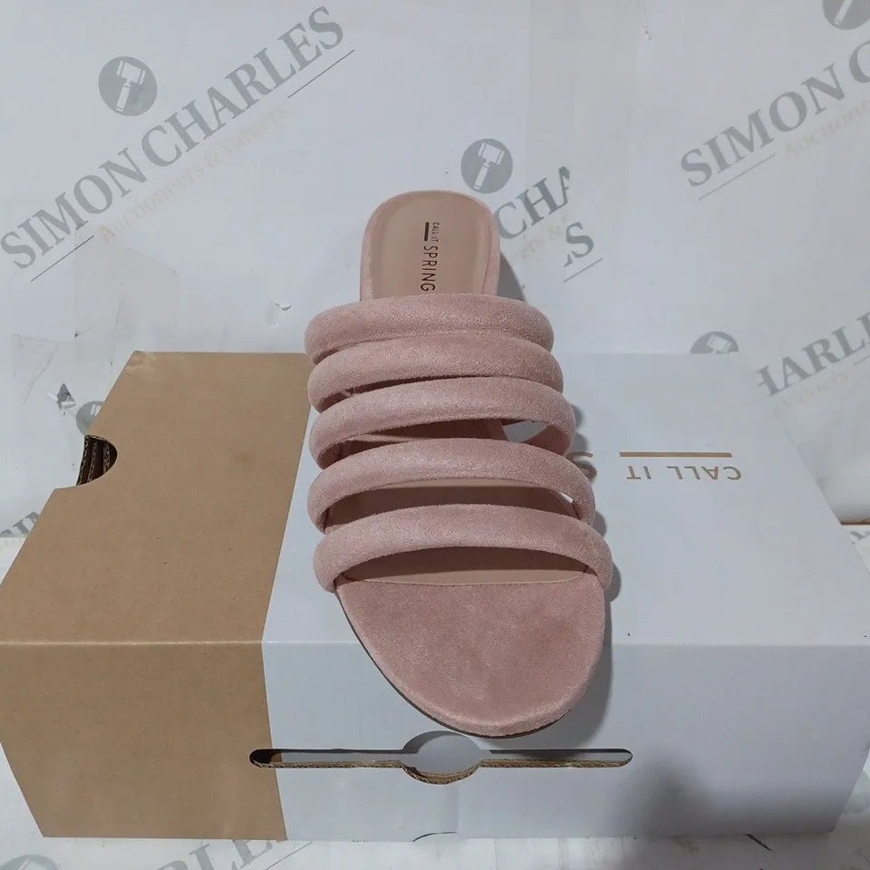 BOXED ALDO ETOCLYA SANDAL - SIZE 6