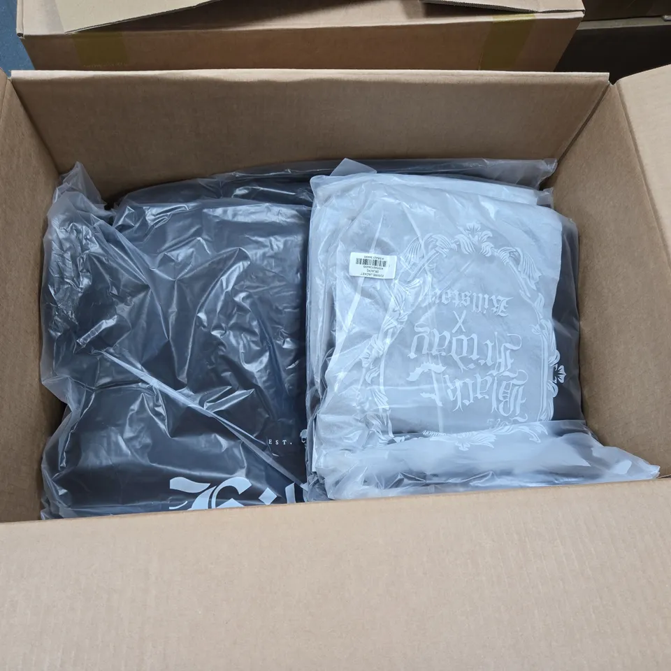 LOT OF APPROXIMATELY 16 BRAND NEW KILLSTAR ITEMS TO INCLIDE ZOSMIE JACKETS, DARK AURA CLOAKS AND BIKINI BOTTOMS - VARIOUS SIZES
