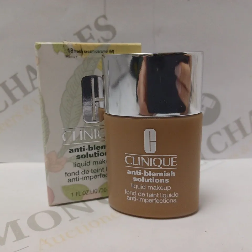 CLINIQUE ANTI-BLEMISH SOLUTIONS LIQUID MAKEUP 30ML - 18 FRESH CREAM CARAMEL (M)