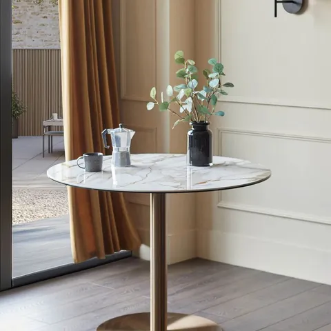 BOXED DANETTI ROMEO NATURAL CERAMIC 4 SEATER DINING TABLE (3 BOXES)