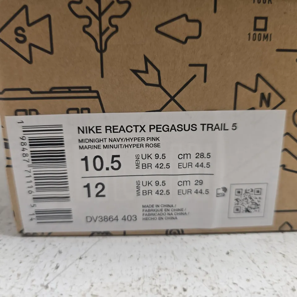 BOXED PAIR OF NIKE REACT PEGASUS TRAIL 5 –  – MEN'S - UK 9.5