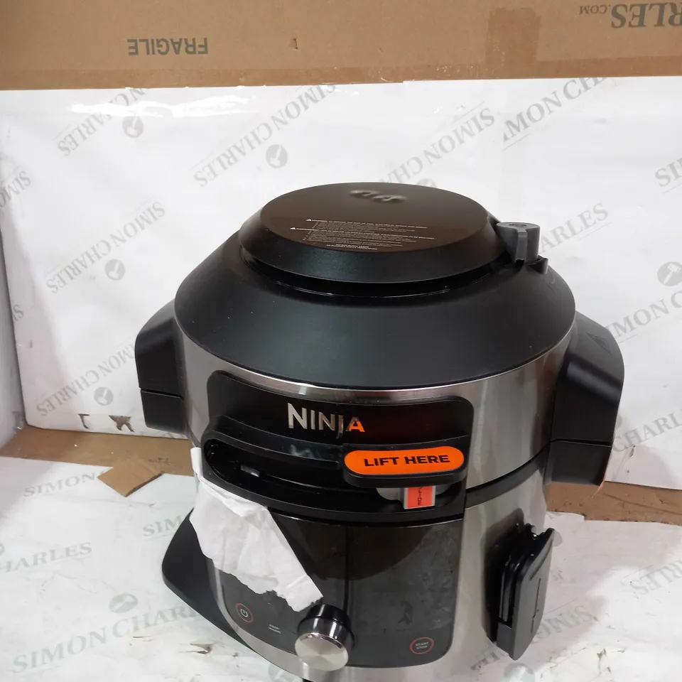 NINJA FOODI SMARTLID 7.5L MULTI COOKER & AIR FRYER