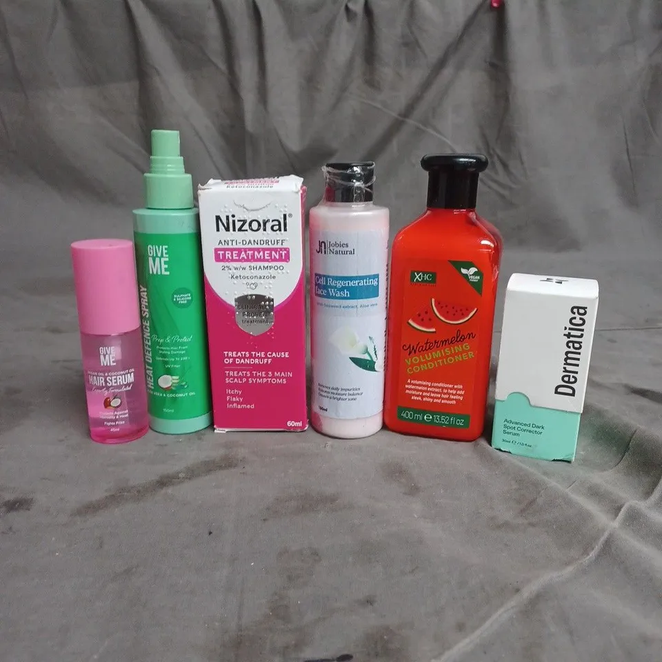 APPROXIMATELY 20 HEALTH AND BEAUTY PRODUCTS TO INCLUDE GIVE ME HAIR SERUM, DERMATICA PORE CORRECTOR AND NIZORAL SHAMPOO