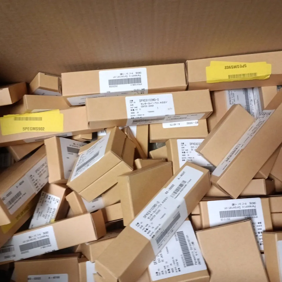 APPROXIMATELY 30 ASSORTED PANASONIC ACCESSORIES TO INCLUDE CENTER COVERS & DC JACK COVERS