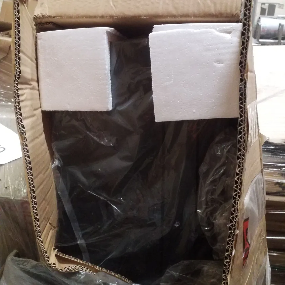 PALLET CONTAINING ASSORTED NETWORK CABINETS & TRAYS