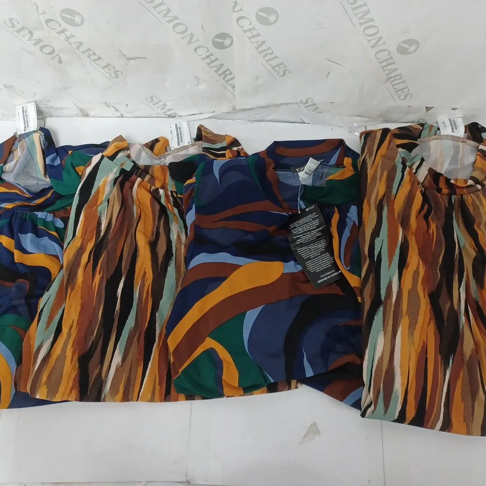 4 KIM&CO TOPS IN VARIOUS STYLES TO INCLUDE SIZES M, S/P