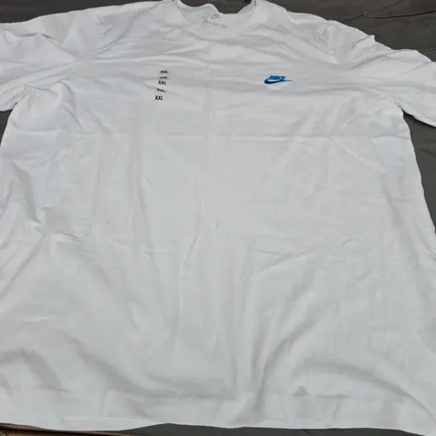 NIKE PLAIN LOGO T-SHIRT, WHITE/BLUE - UK SIZE XXL