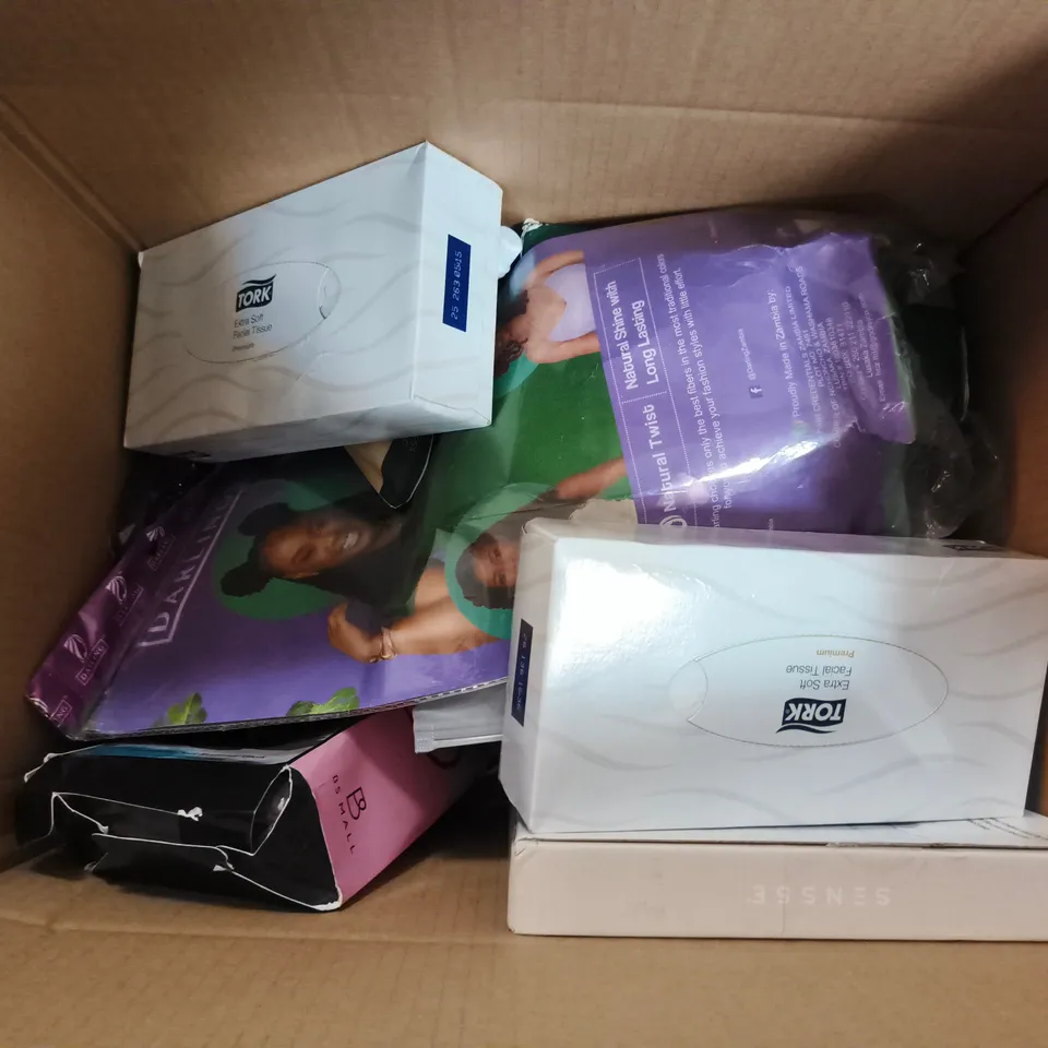  BOX OF APPROXIMATELY 10 ASSORTED HEALTH AND BEAUTY PROUDUCTS 
