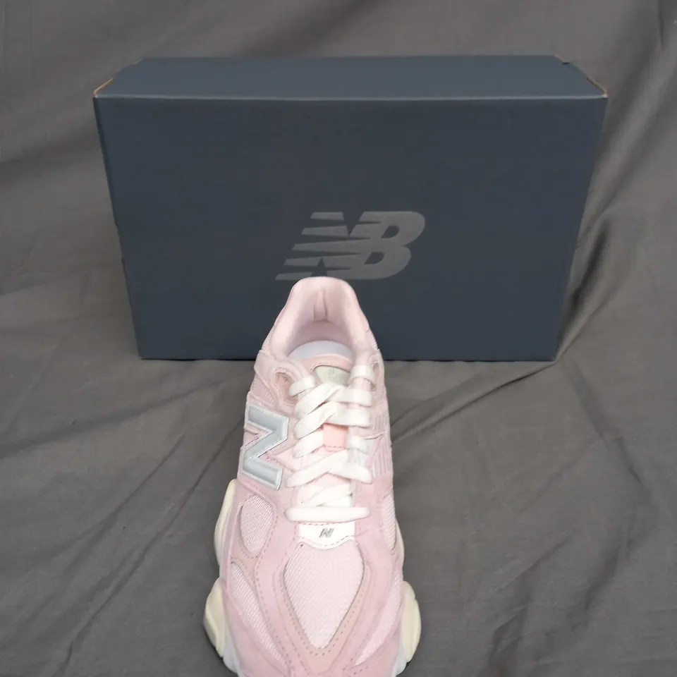 BOXED PAIR OF NEW BALANCES 9060 PINK/CREAM SIZE UK 5