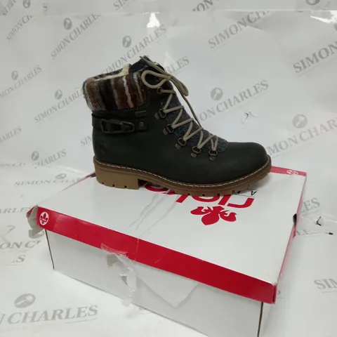 BOXED PAIR OF RIEKER BOOTS SIZE EUR 39