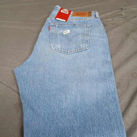 LEVIS STRAUSS 501 DENIM JEANS SIZE W32 X L30