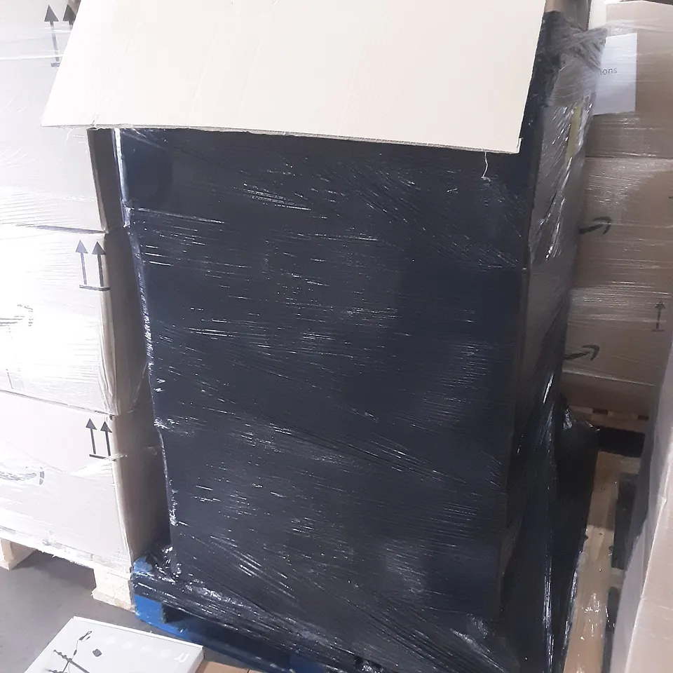 PALLET OF ASSORTED HOMEWARE ITEMS TO INCLUDE RING LIGHT, MAKEUP, THERMOMETERS ETC