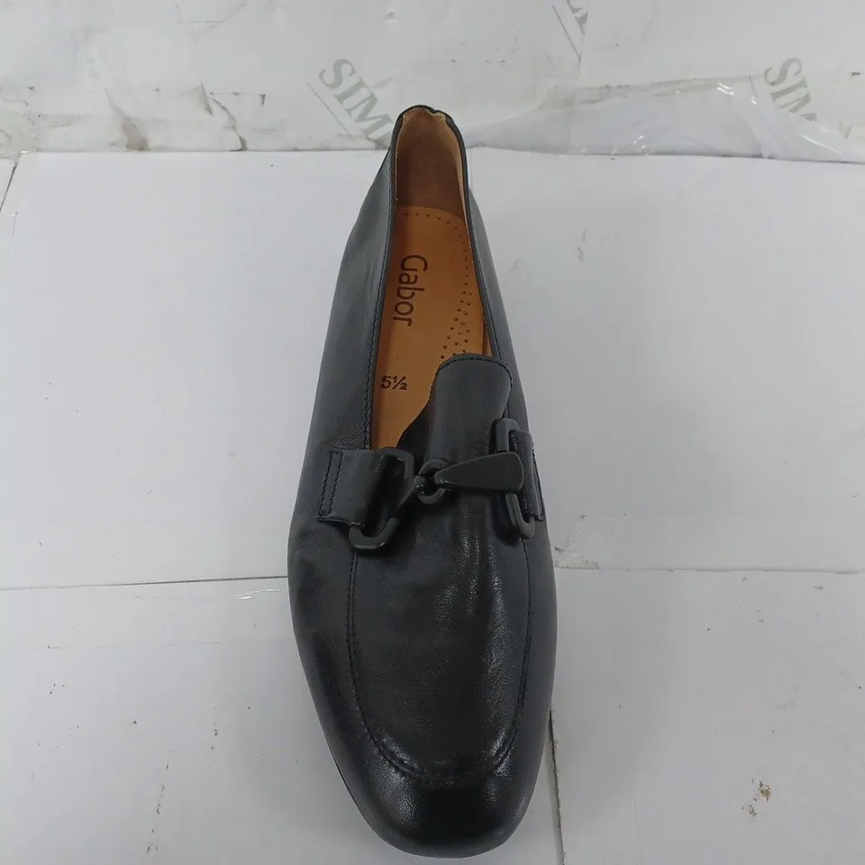 PAIR OF GABOR SLIP ON SHOES IN BLACK - SIZE 5.5