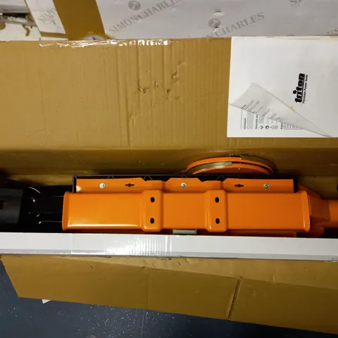 TRITON MULTI STAND