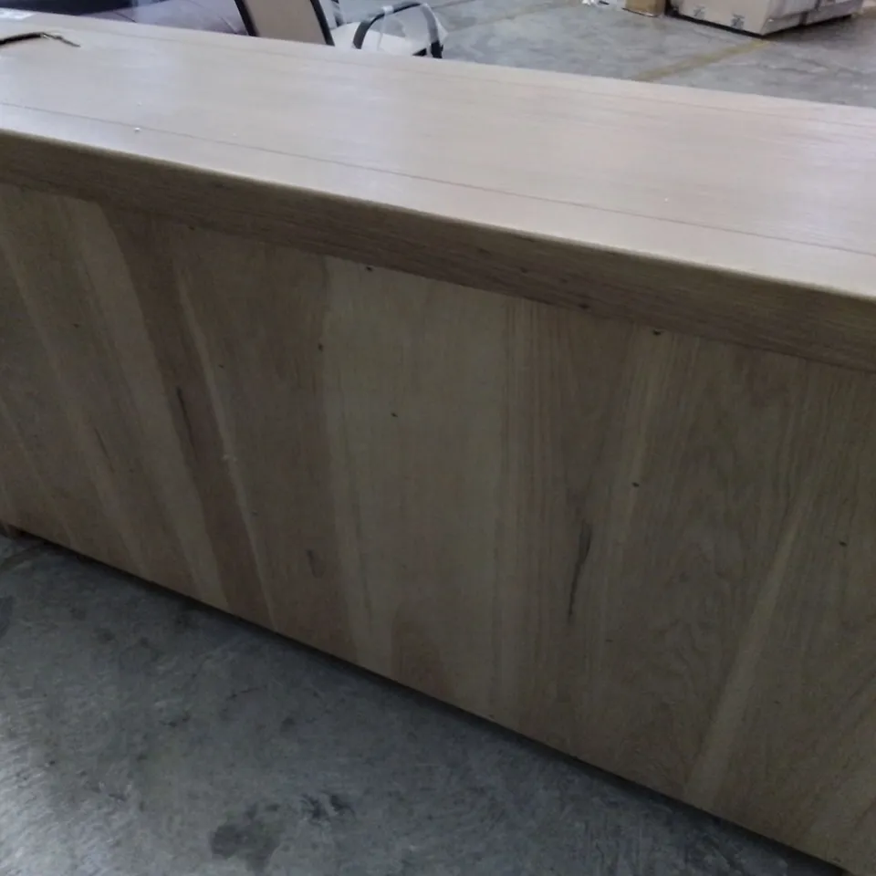 DESIGNER OREGANO EXTRA LARGE SIDEBOARD 