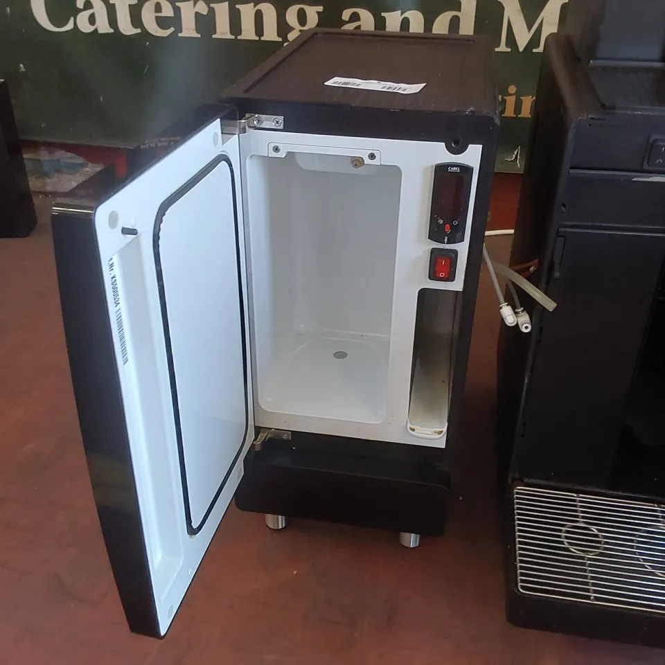 FRANKE A600 SWISS MADE COMMERCIAL COFFEE MACHINE WITH CLEANMASTER MILK CHILLER