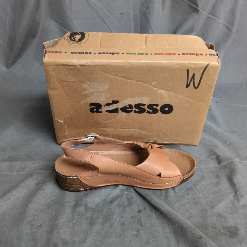ADESSO WOMEN’S LEATHER SANDALS – SIZE 38 ) – WEDGE WITH BUCKLE