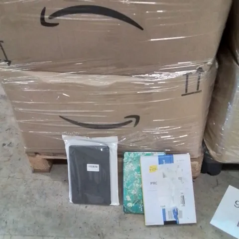 PALLET TO CONTAIN A LARGE QUANTITY OF TABLET CASES AND SCREEN PROTECTORS