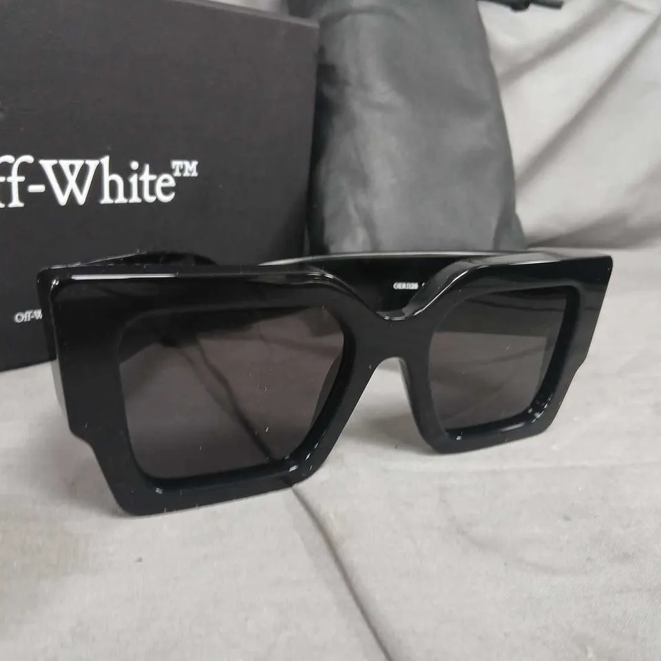 OFF-WHITE CATALINA SUNGLASSES – BLACK/DARK GREY – ONE SIZE