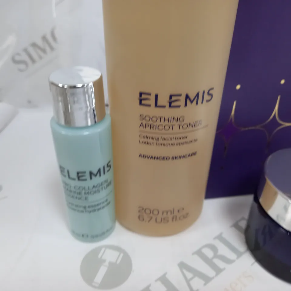 LOT OF 5 ASSORTED ELEMIS BEAUTY ITEMS TO INCLUDE TONER AND FACE MASK