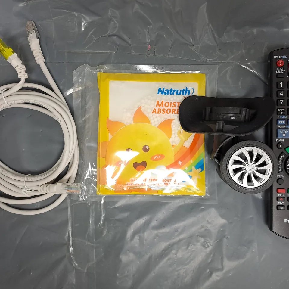 APPROXIMATELY 10 ASSORTED HOUSEHOLD ITEMS TO INCLUDE MOISTURE ABSORBER, ETC