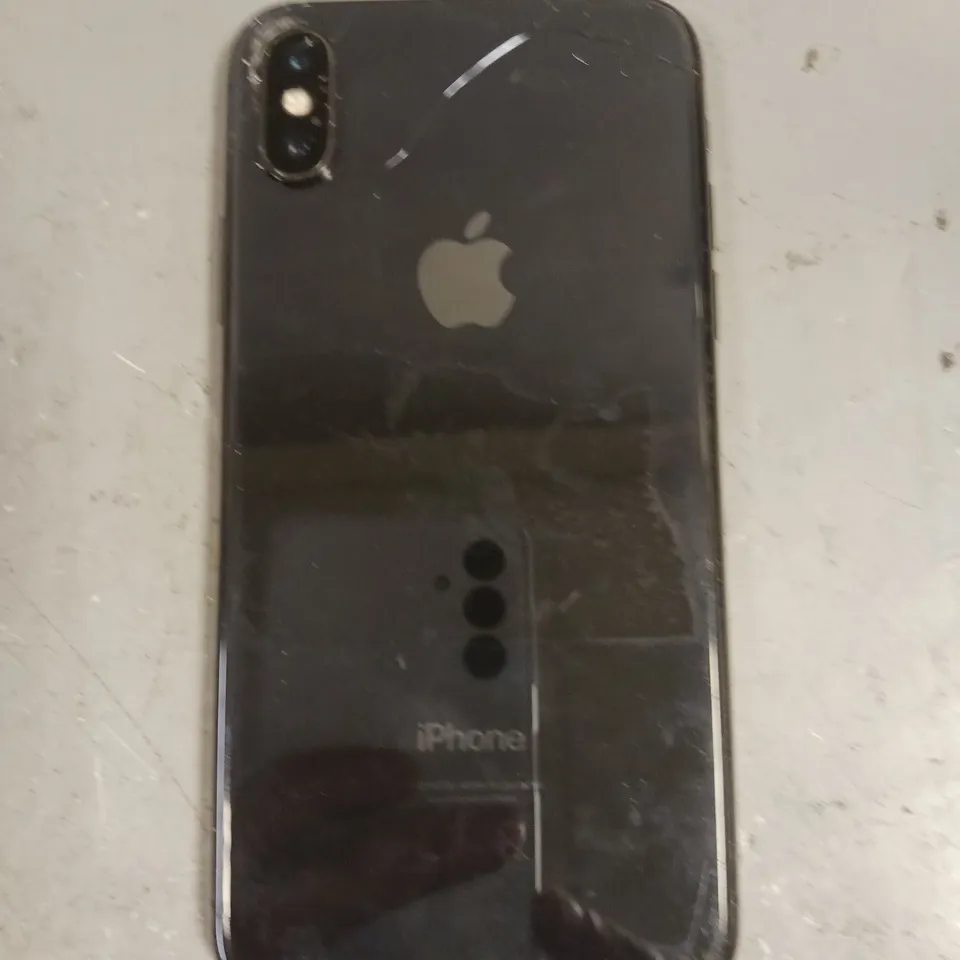APPLE IPHONE X SMARTPHONE 