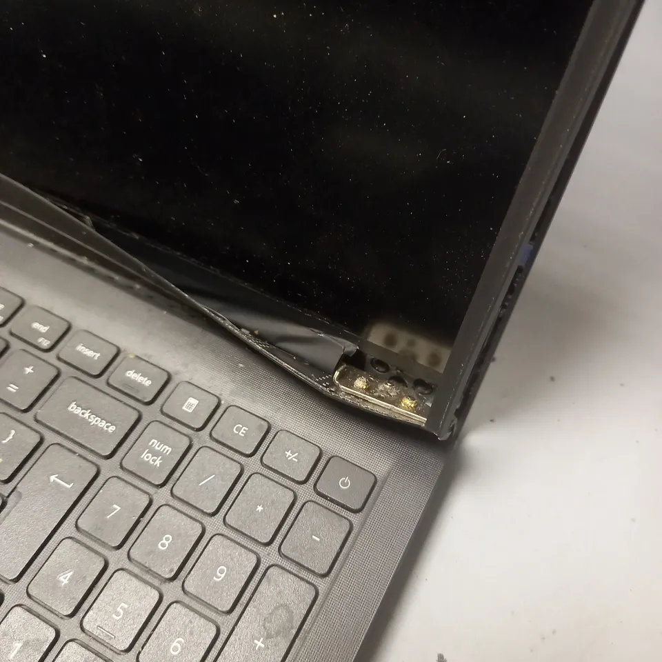 UNBOXED DELL INTEL CORE LAPTOP VOSTRO 15 3510 - MODEL P112F