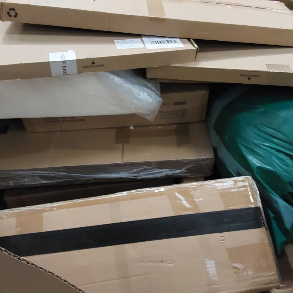 PALLET OF ASSORTED ITEMS INCLUDING: BLADELESS PURIFIER & HEATER, BABY HIGH CHAIR, BED RAIL, KNITTING MACHINE, WALL SHELF